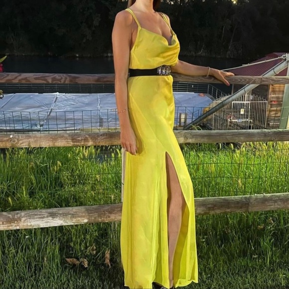 Zara green/ yellowish satin draped split dress - Picture 12 of 12